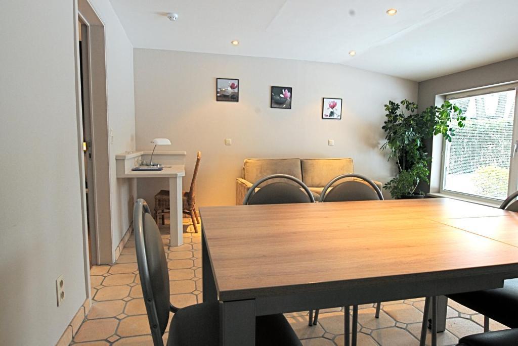 Hotel Le Joli Bois Ватерлоо Номер фото